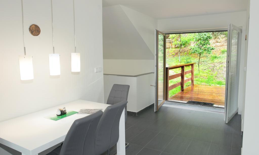 Apartman Pod Skalou V Ceskem Raji Besedice Экстерьер фото