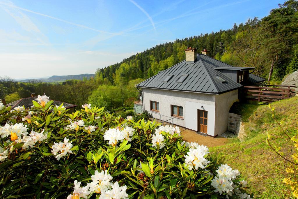 Apartman Pod Skalou V Ceskem Raji Besedice Экстерьер фото
